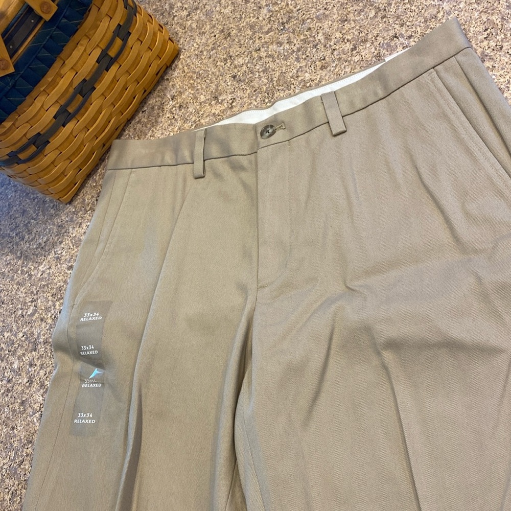 NWT Eddie Bauer Performance Chino Relaxed Fit Mid Rise Tag Says 33 x 34L Pants - Picture 1 of 16